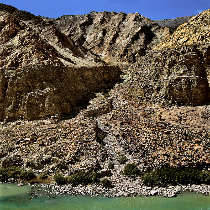 Érosion par ruissellement en aval de l’Indus - Ladakh (Inde)