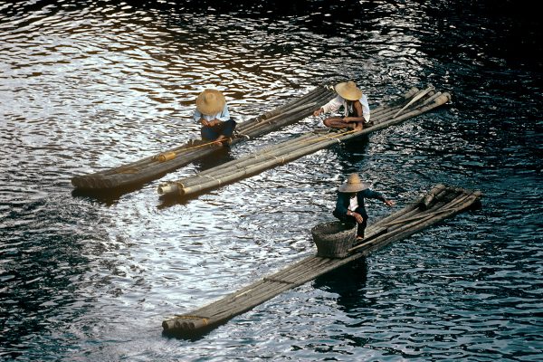 3-1-17 - Rivière Li Kiang, du pont de Guilin-Chine, 1984