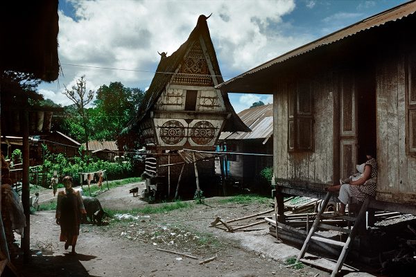 Demeures coutumières - Lingga - Sumatra - Indonésie, 1987